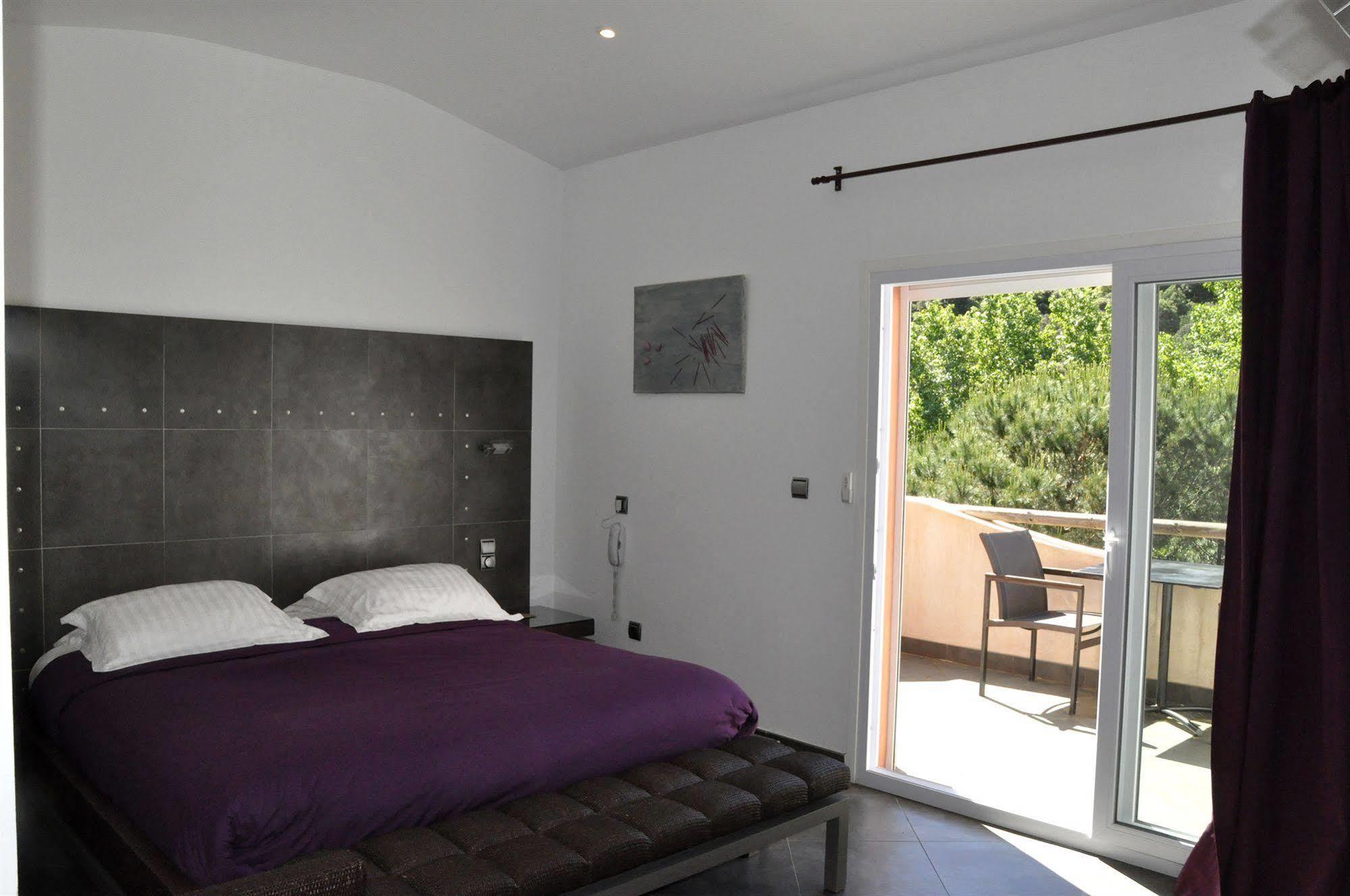 Private Hotel - Adult Only Porto-Vecchio  Exteriör bild