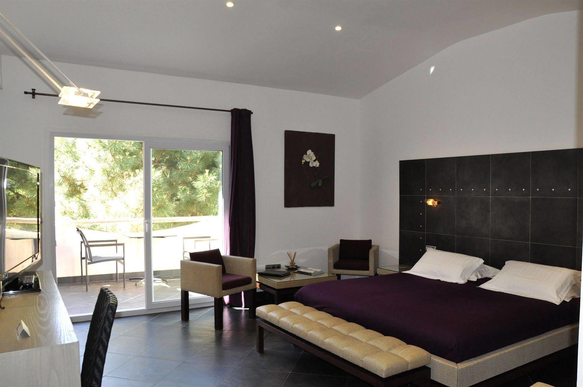Private Hotel - Adult Only Porto-Vecchio  Exteriör bild
